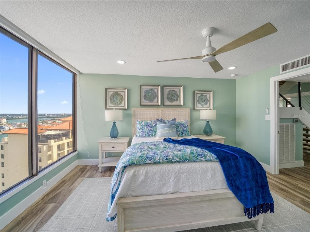 450 GULFVIEW BOULEVARD S 1708 photo 24
