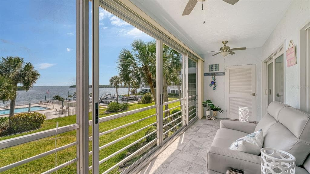 605 SUTTON PLACE 201 photo 17