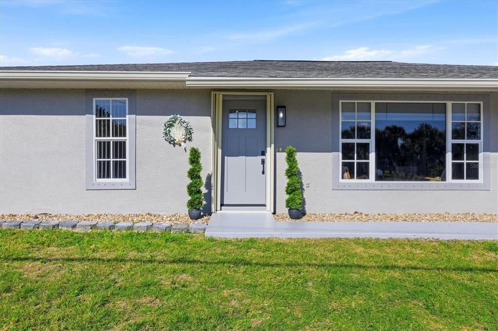 3517 PORT CHARLOTTE BOULEVARD 3