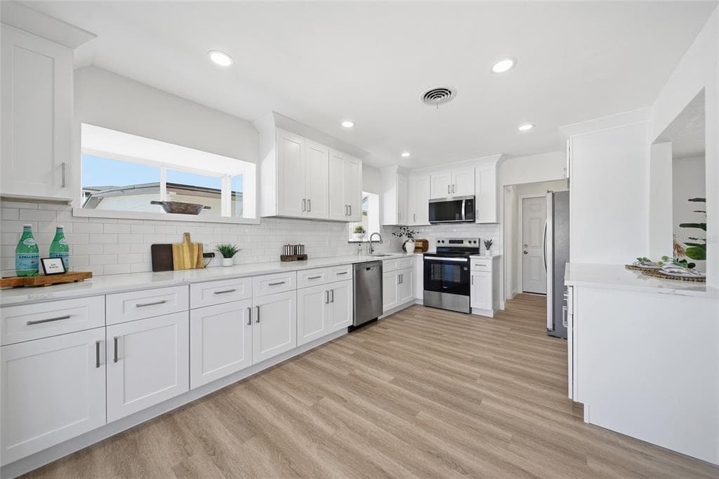 16113 5TH STREET E photo 19