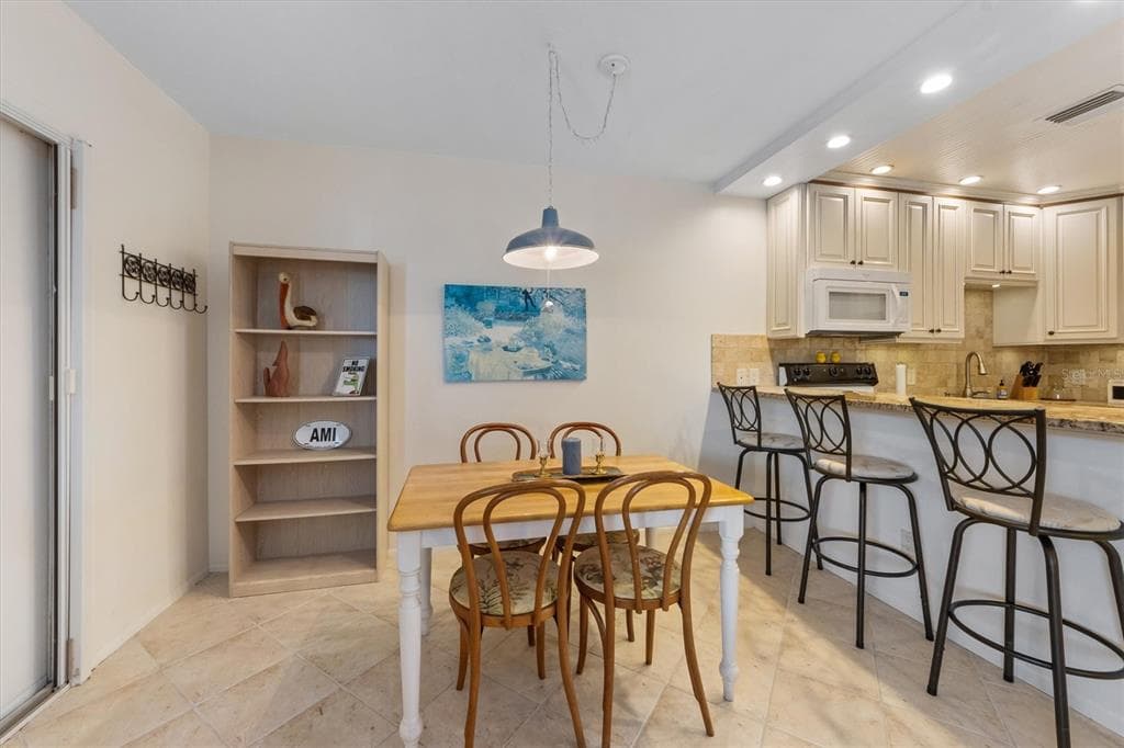 117 7TH STREET N #35 3