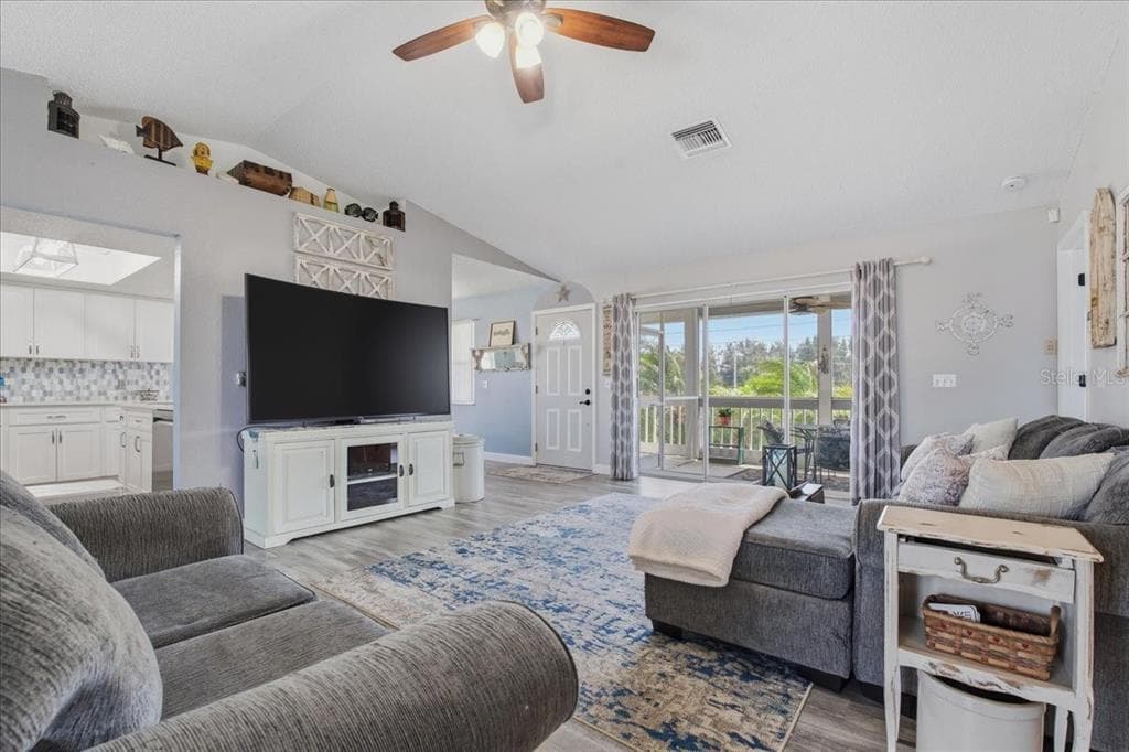 7611 MAKO DRIVE photo 24