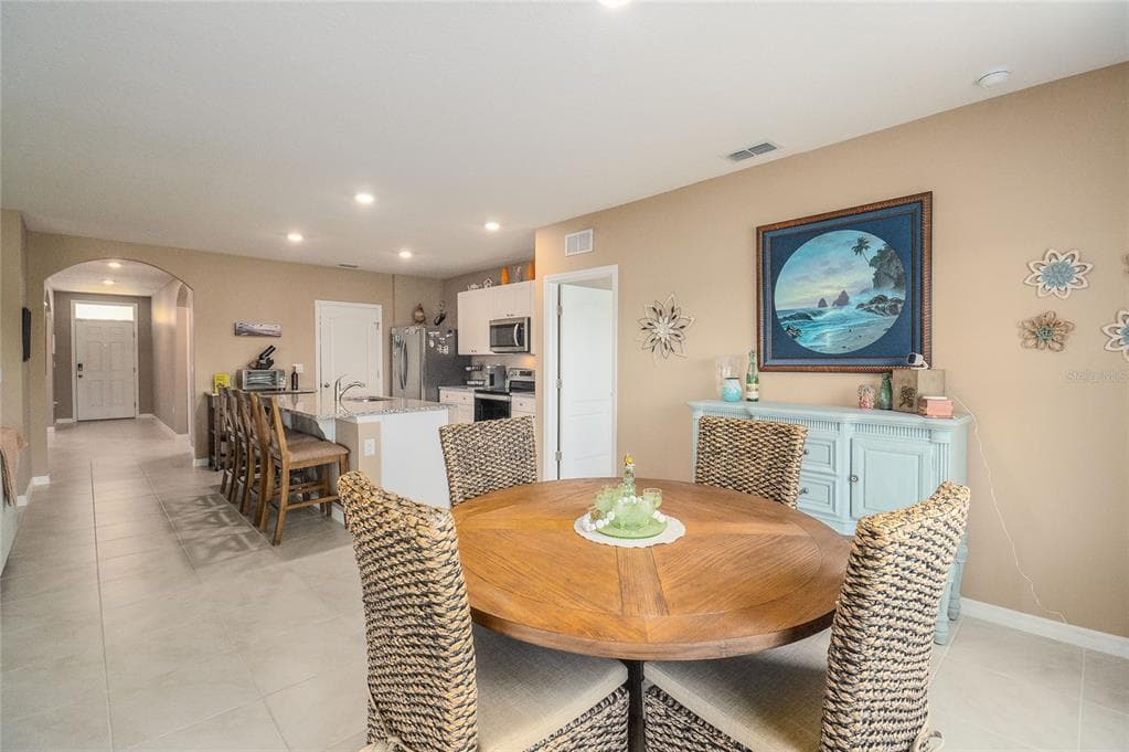 5688 SILTSTONE STREET photo 16