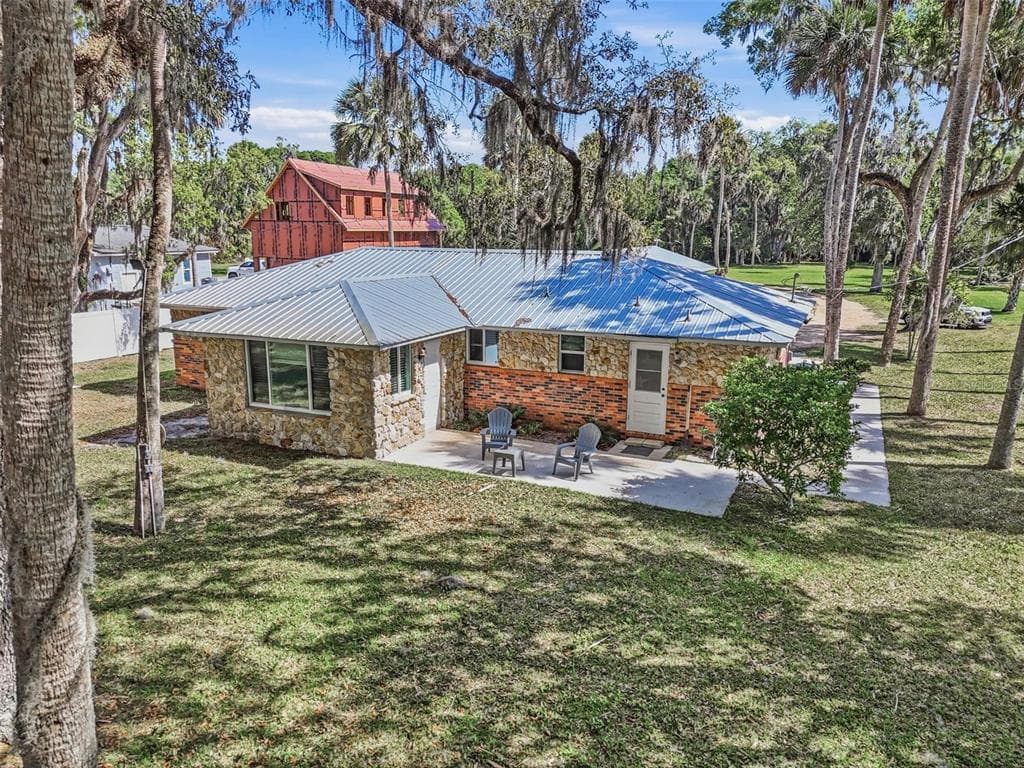 4368 N OCEAN SHORE BLVD photo 5