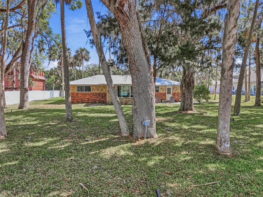 4368 N OCEAN SHORE BLVD photo 4