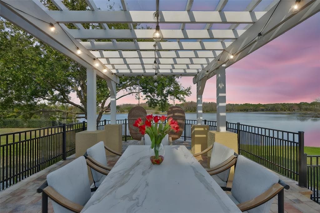 10517 TARPON SPRINGS ROAD photo 2