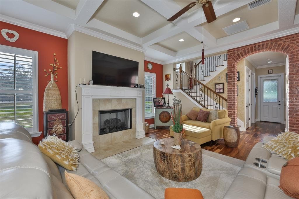 10517 TARPON SPRINGS ROAD photo 24