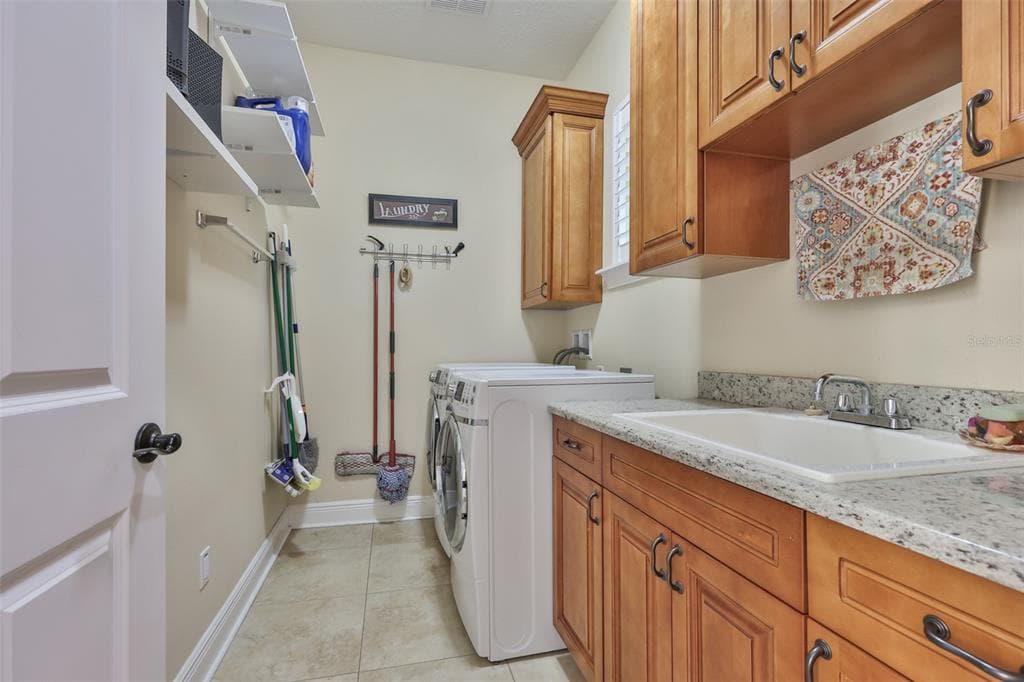 10517 TARPON SPRINGS ROAD photo 21