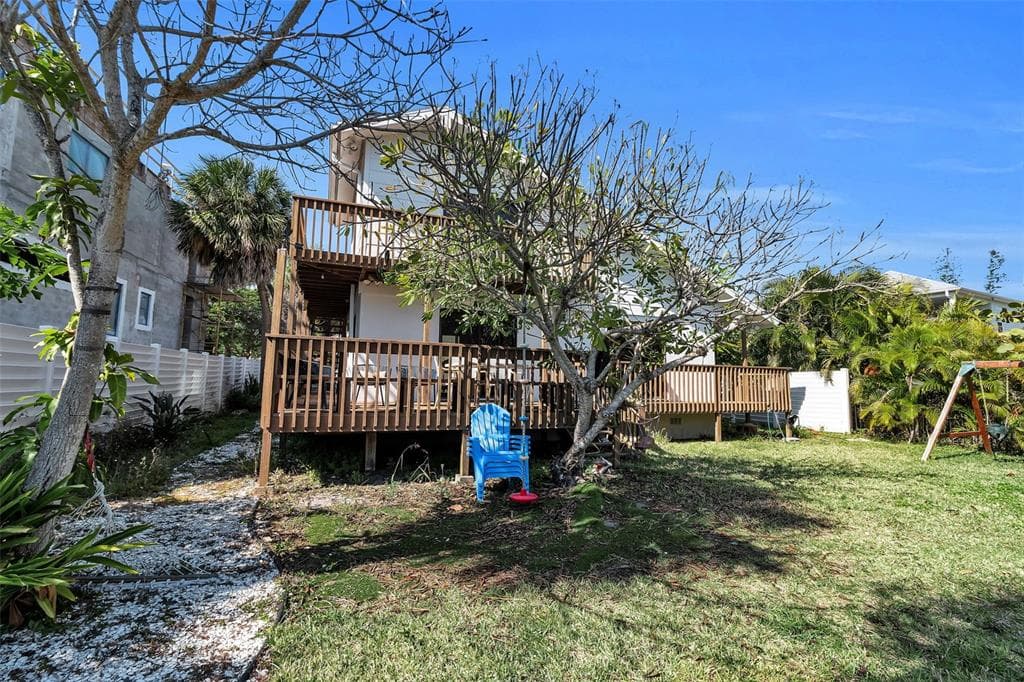 1040 SYLVAN DRIVE photo 9