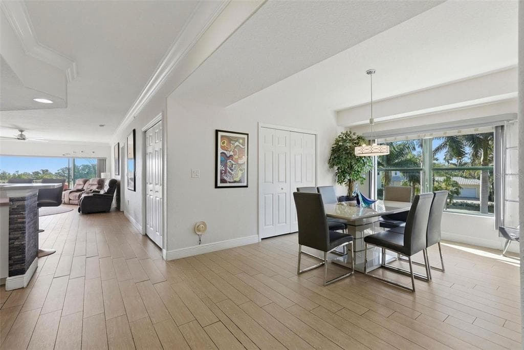 1695 PINELLAS BAYWAY S #E4 3