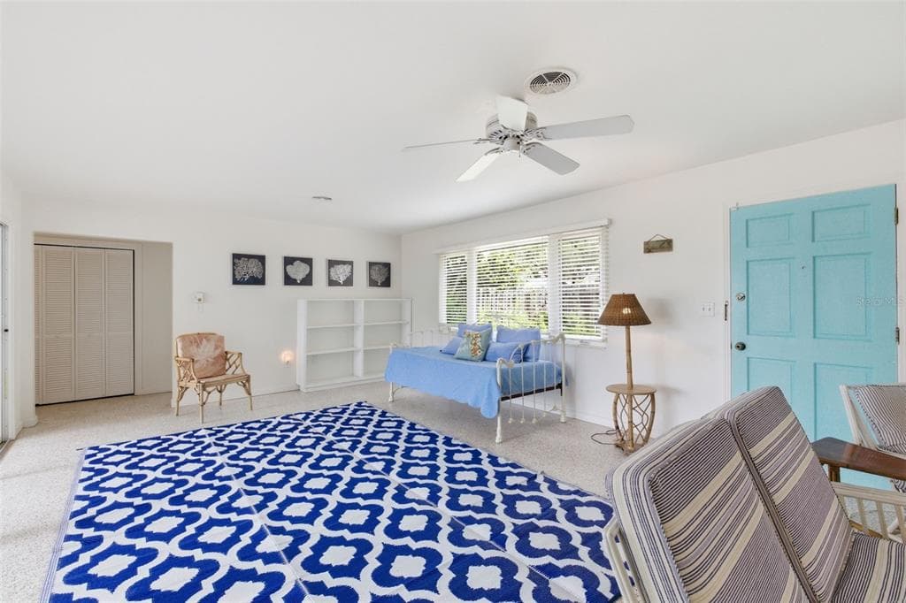 528 RALPH STREET photo 8