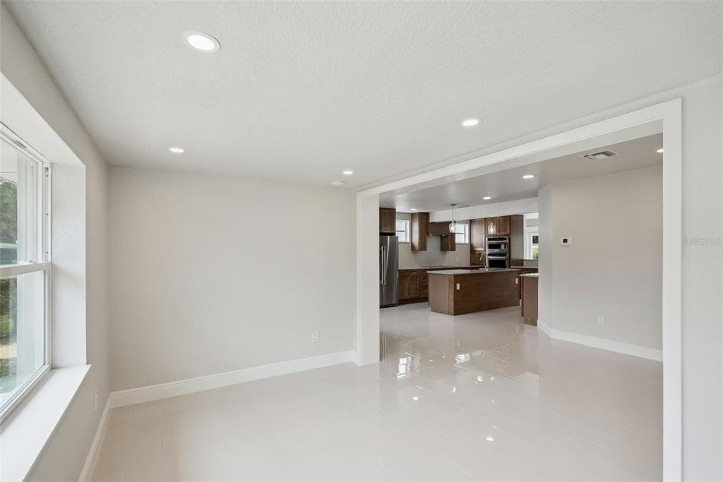 2316 N GRIFFIN DRIVE photo 20