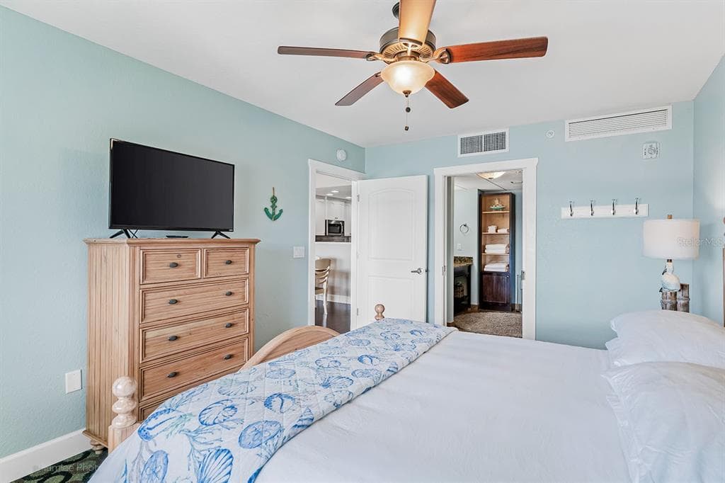 399 2ND STREET 416 photo 21