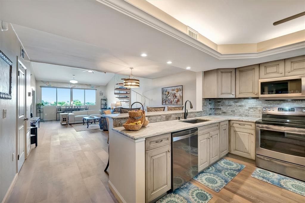 9604 CORTEZ ROAD W #436 5