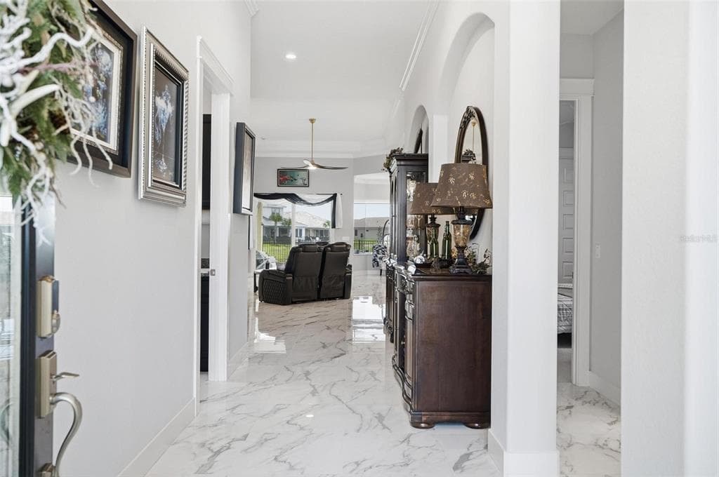 9 DEL PALMA DRIVE photo 5