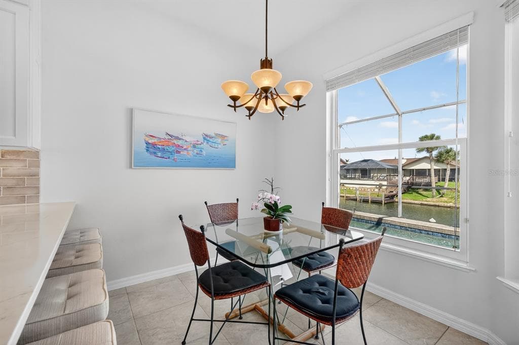 11 COTTONTON COURT photo 23