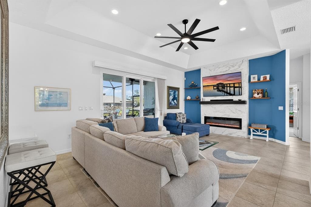 11 COTTONTON COURT 3