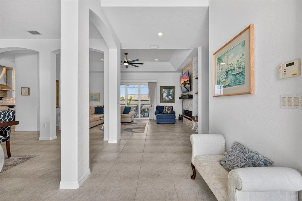 11 COTTONTON COURT photo 14
