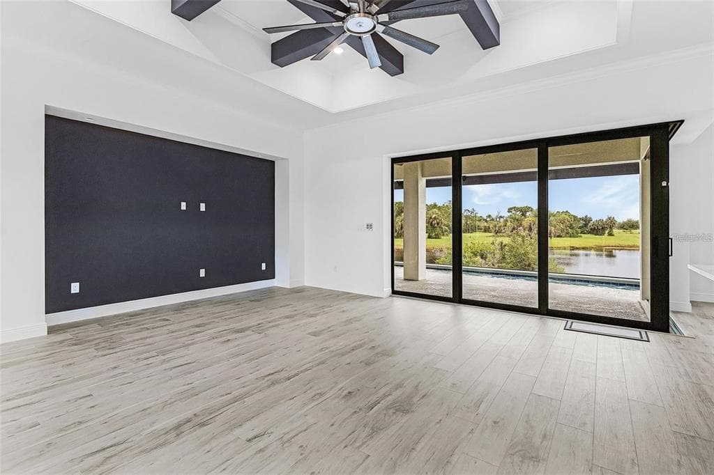 17149 SARONG LANE photo 5