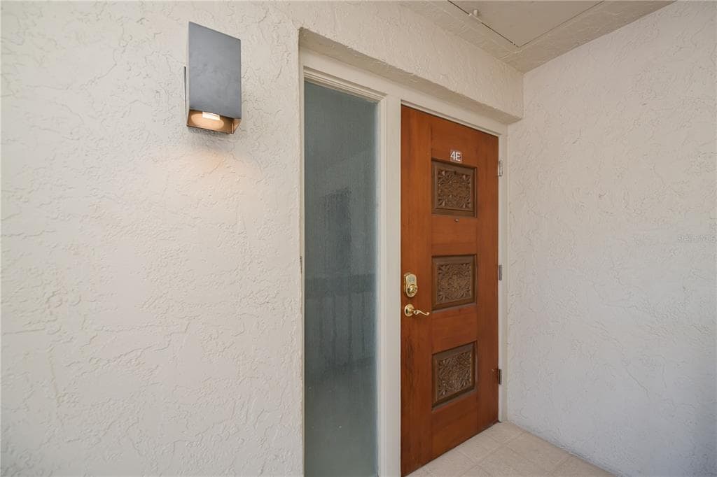 4396 BOWSPRIT COURT #4E 2
