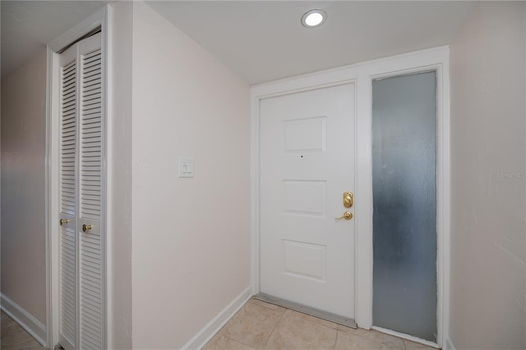 4396 BOWSPRIT COURT #4E 3