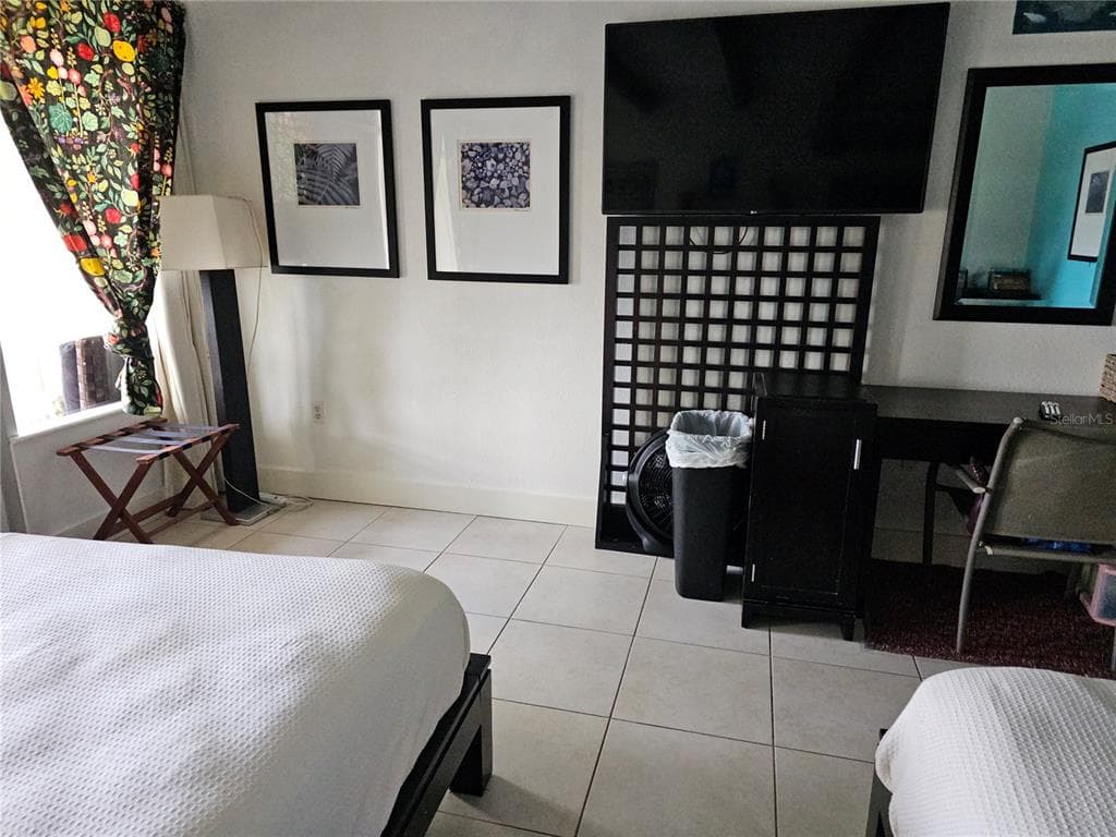 611 B DESTINY DRIVE photo 20