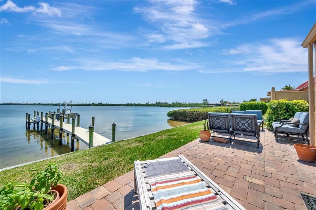 3863 CATALINA DRIVE 3