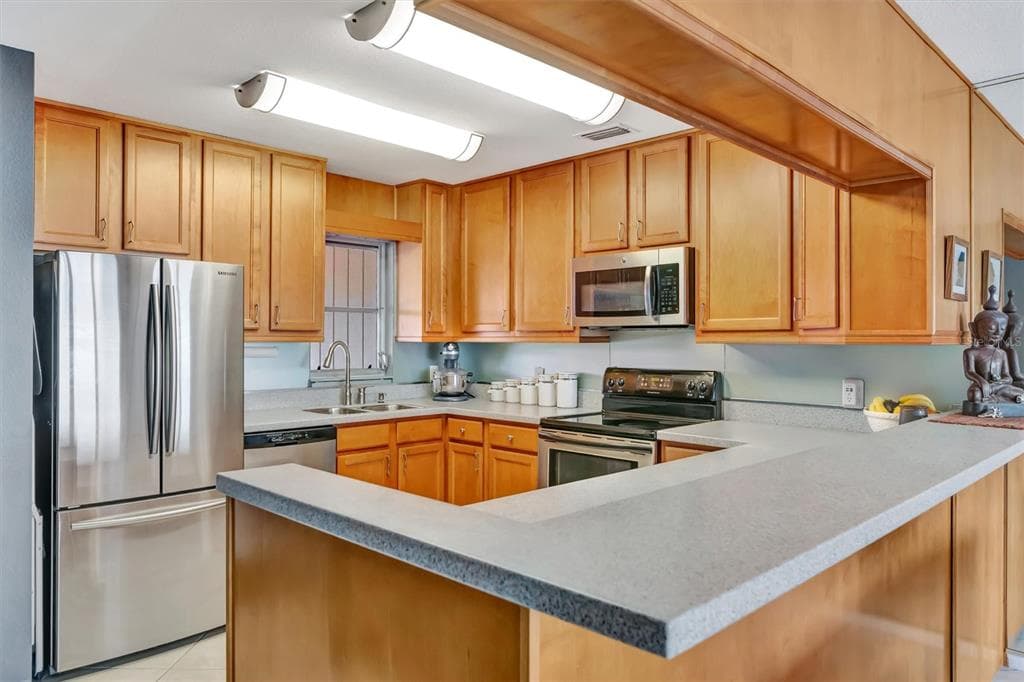 3863 CATALINA DRIVE photo 19