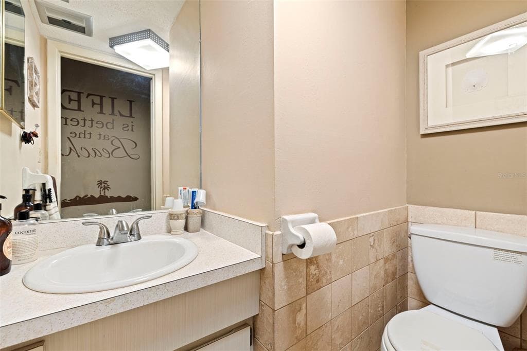 5555 GULF BOULEVARD 215 photo 16