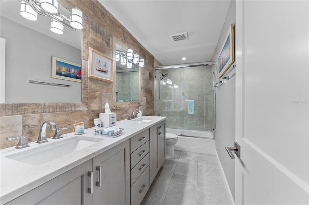 118 CORAL WAY photo 23