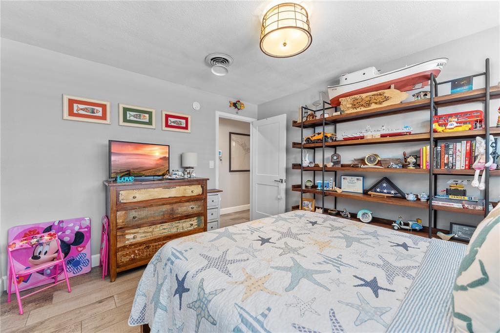 118 CORAL WAY photo 22