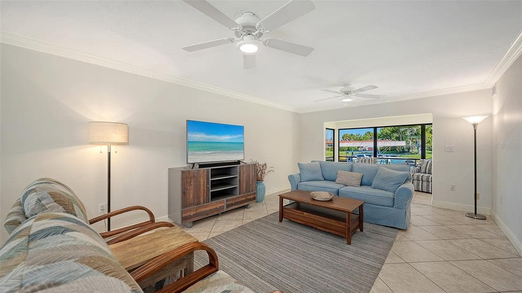 9538 AZURE COVE 3