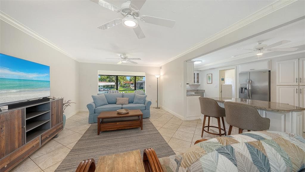 9538 AZURE COVE 4
