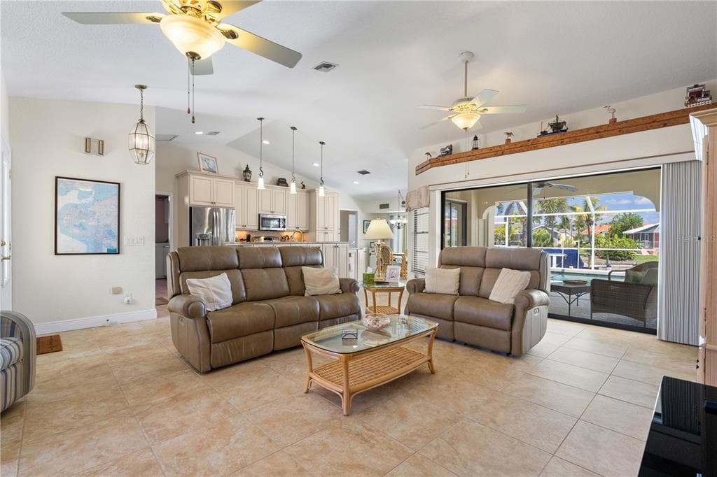 1374 WILLET COURT 3