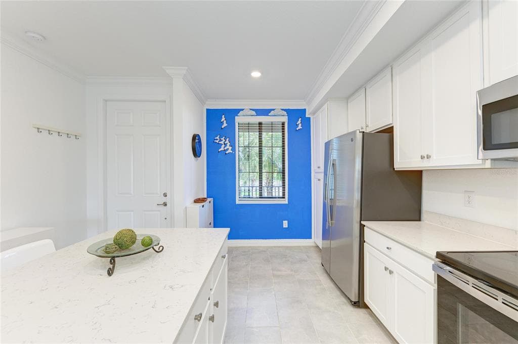 18114 GAWTHROP DRIVE 204 photo 20
