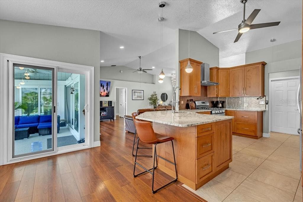 6308 ZENO CIRCLE photo 11