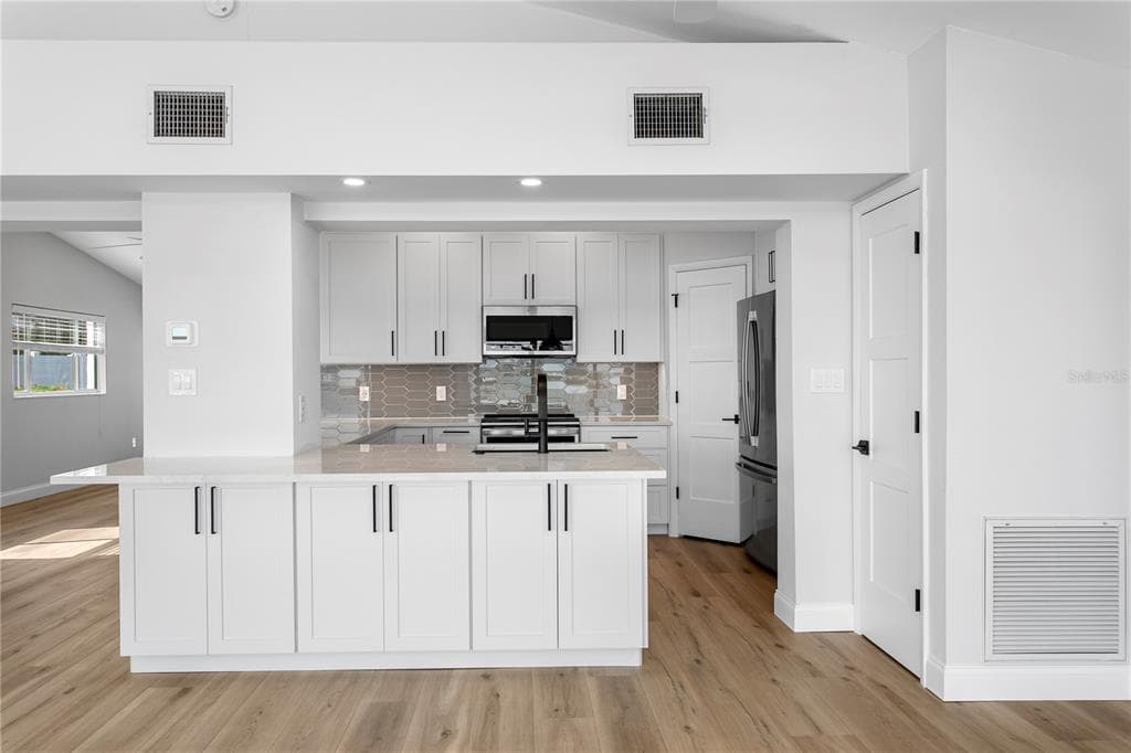 6984 S SHORE DRIVE S photo 23