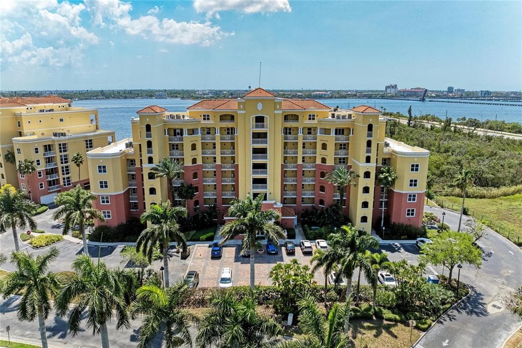 611 RIVIERA DUNES WAY #403 1