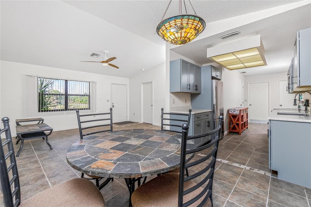 9406 PROSPECT AVENUE photo 15