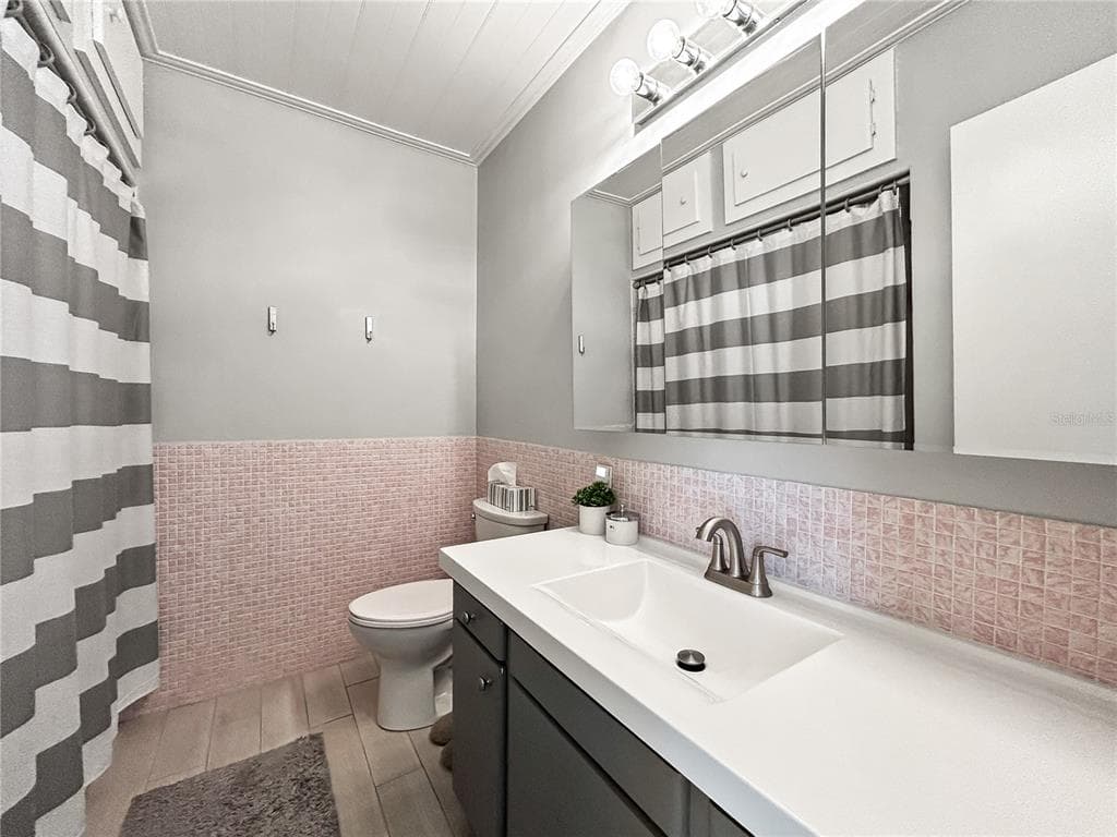 1600 W LAKE PARKER DRIVE C4 photo 16