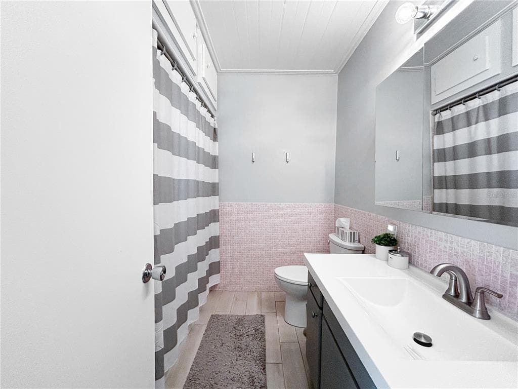 1600 W LAKE PARKER DRIVE C4 photo 15