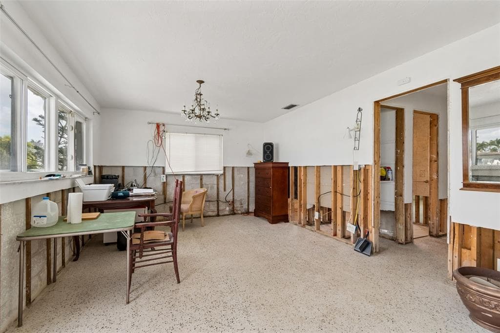15 BELLEVUE DRIVE photo 18
