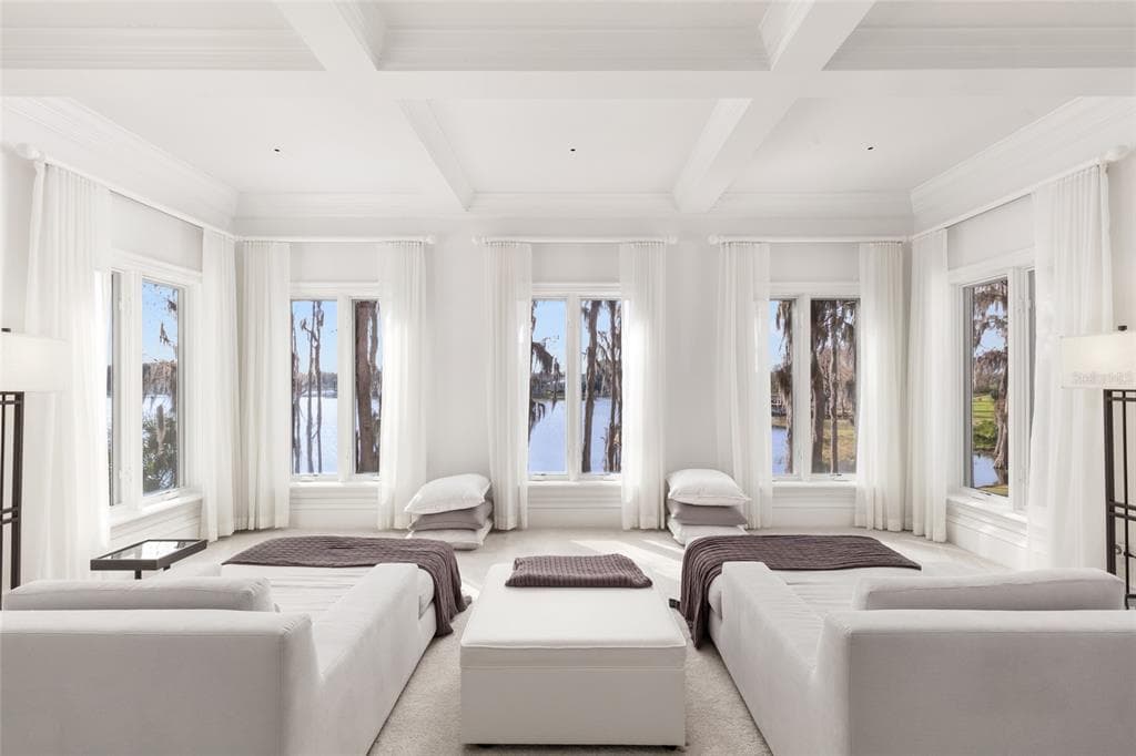12488 PARK AVENUE photo 18