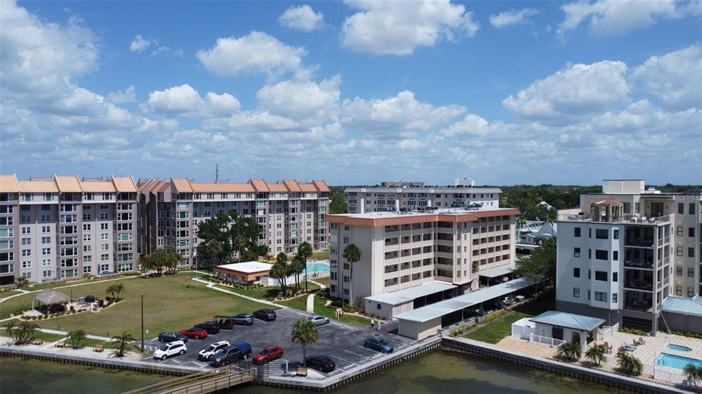 620 EDGEWATER DRIVE 102 photo 2