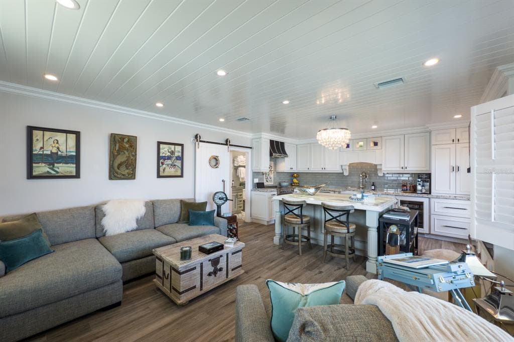 761 JOHN RINGLING BOULEVARD #31 2