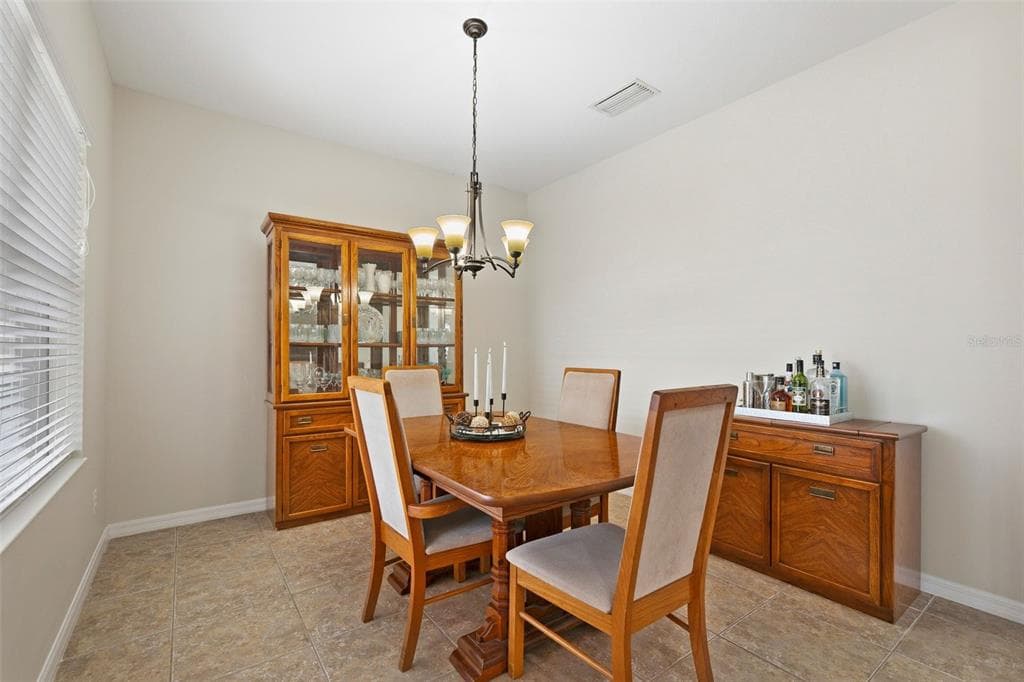 11904 FOREST PARK CIRCLE photo 17