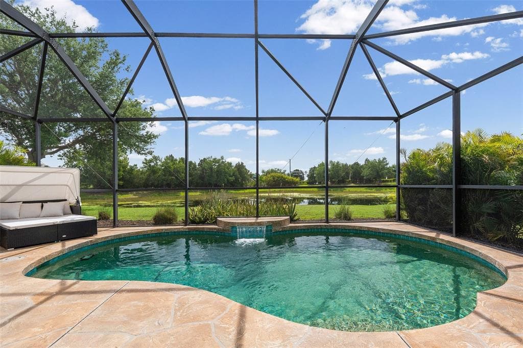 11904 FOREST PARK CIRCLE photo 3