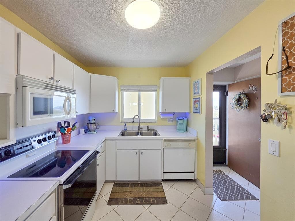 3606 S PENINSULA DRIVE 605 photo 6