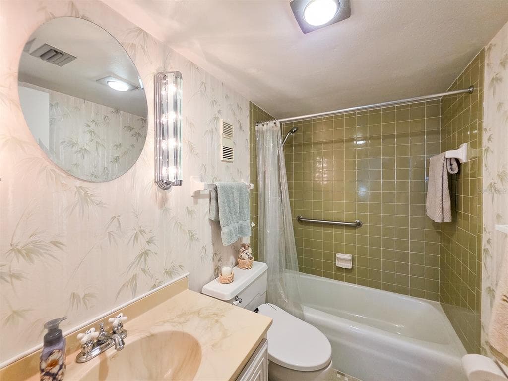3606 S PENINSULA DRIVE 605 photo 25
