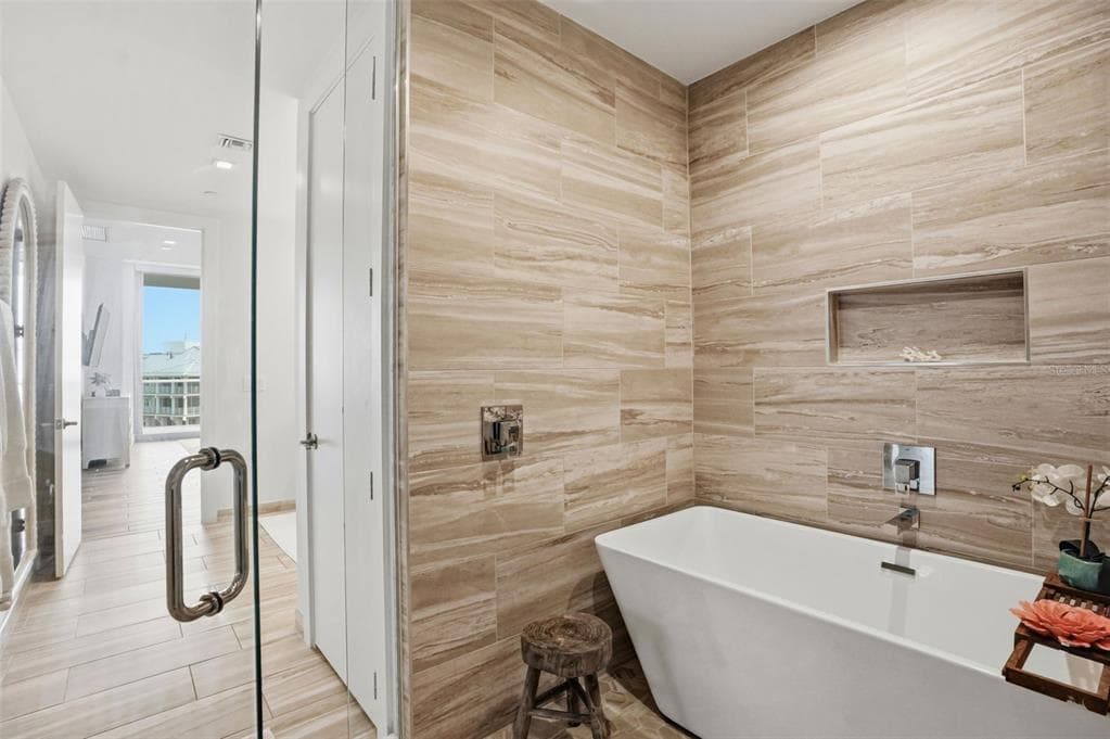 5120 MARINA WAY 4408 photo 11